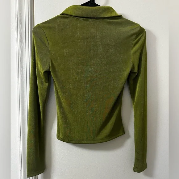 Princess Polly Green Long Sleeve Button-Up Collared Top - Size 2 - Picture 7 of 7